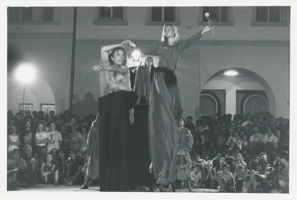 Teatr Biuro Podróży (Giordano) 1992, Stary Rynek, fot. archiwum festiwalu